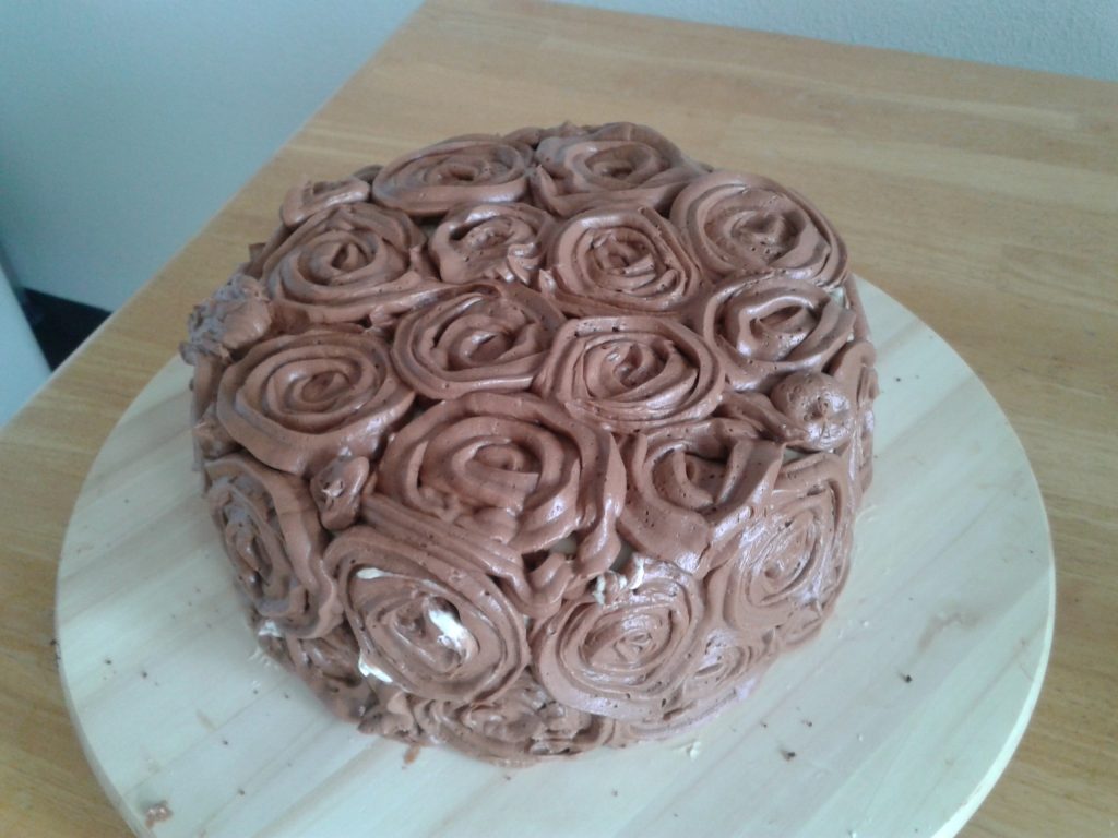 Chocolade rozenwater taart